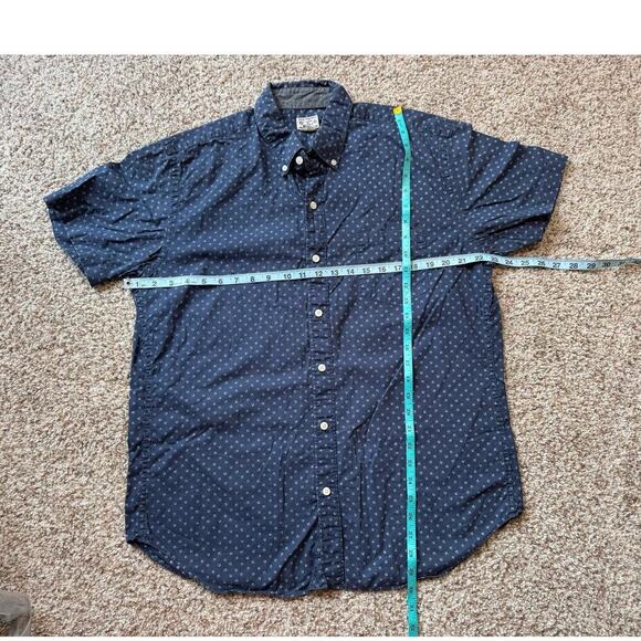 J. CREW 100% Cotton Button up collared shirt, size Large, Blue & White - Picture 4 of 6